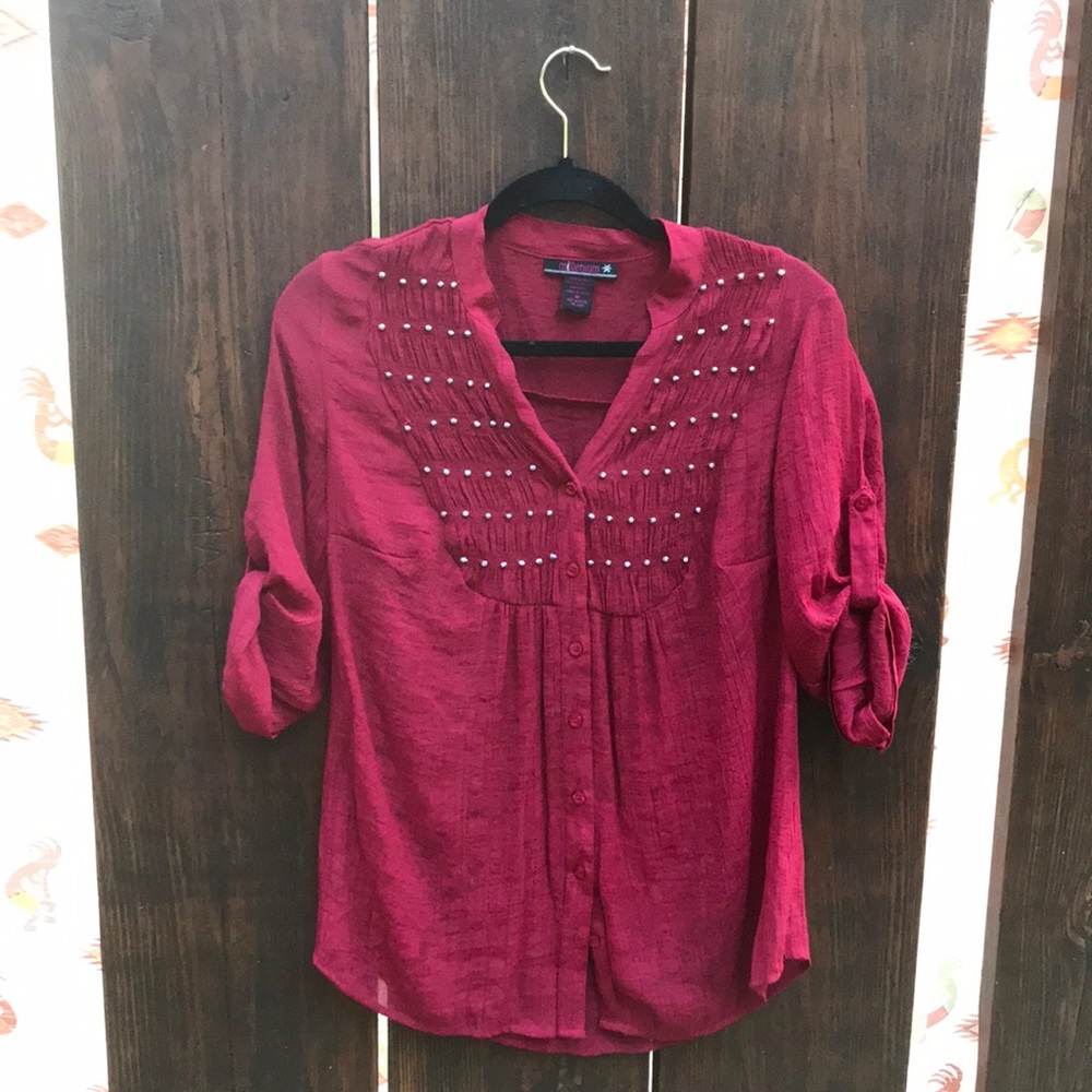 Half sleeve maroon blouse